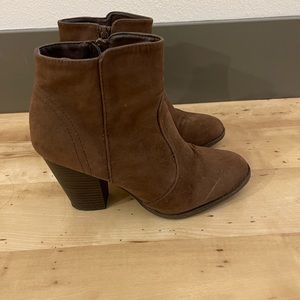 Brown Booties, 6.5